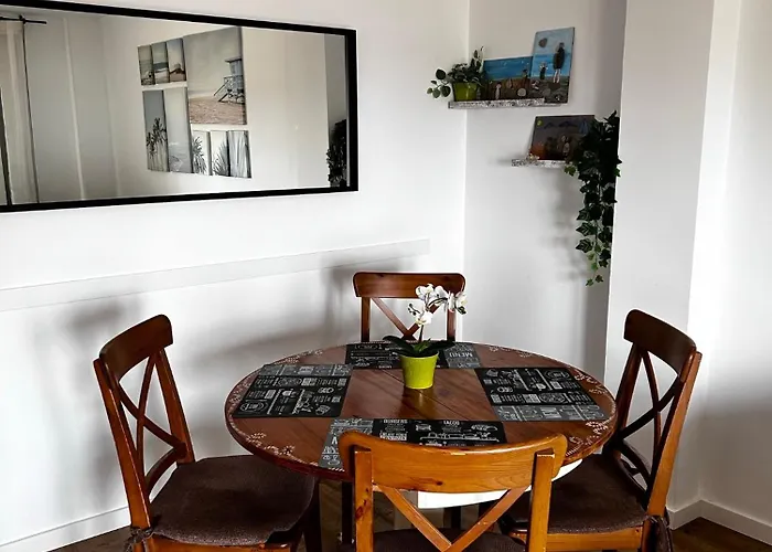 Precioso Apartamento Frente A La Playa